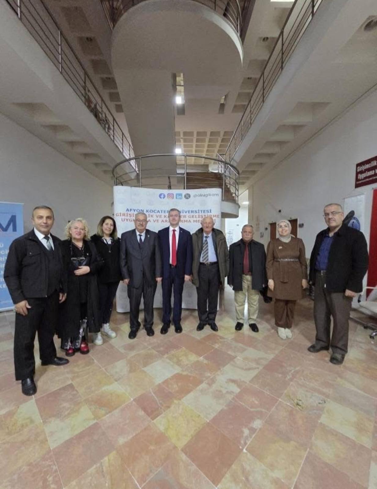 Afyonkarahisar Yazarlar ve Şairler Derneği Afyon Kocatepe Üniversitesiine Ziyaret.