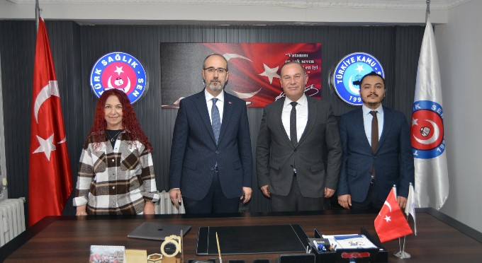 Sağlık Müdürü Öztürk’ten Türk Sağlık-Sen’e İade-i Ziyaret