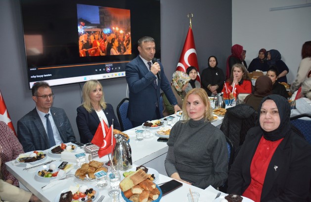 Milliyetçi Hareket Partisinden  “Hayırlı Günler Komşum” ziyaretleri Aralıksız Devam ediyor.