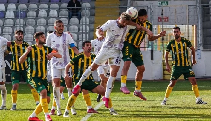Keçiborlu Stadyumu’nda oynanan Maçta 1923 Afyonspor sahadan 2-1’lik mağlubiyetle ayrıldı.