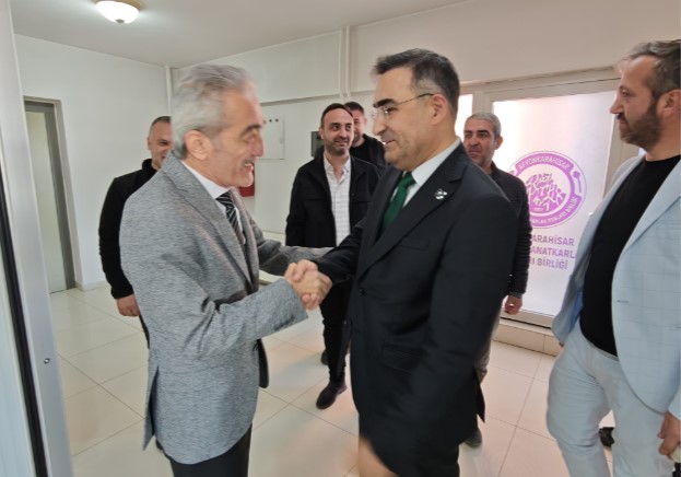 AK Parti Afyonkarahisar Milletvekili Dr. Hasan Arslan’dan Esnaf Odaları Ziyaretleri 