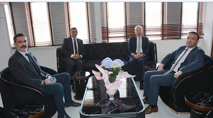 MHP Afyonkarahisar Milletvekili Mehmet Taytak, Beyyazı Belediye Başkanı Asım Altıntaş ile görüştü.