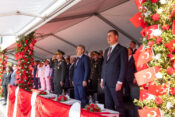İzmir'de her yer Türk bayrağı, her yer Atatürk