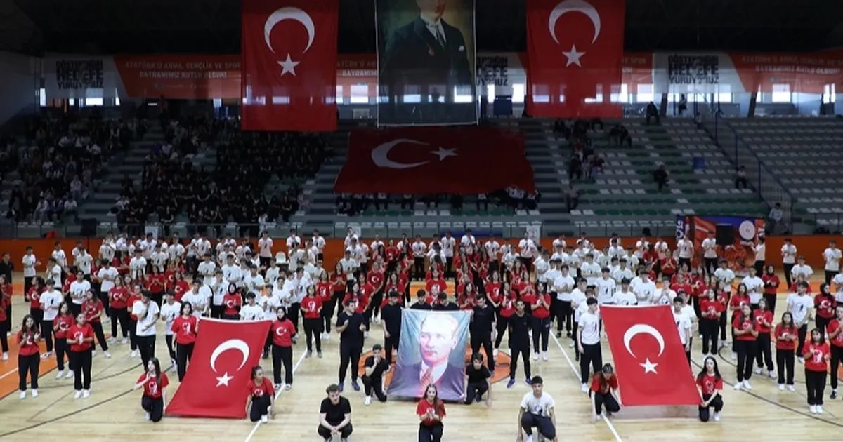 19 Mayıs Bursa İnegöl’de coşkuyla kutlandı