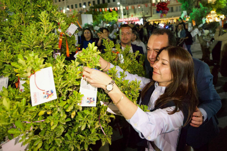 Manisa’da coşku Hüsnü Şenlendirici ile zirve yaptı