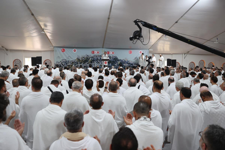 Diyanet İşleri Başkanı Arpaguş’tan Arafat’ta Vakfe duası
