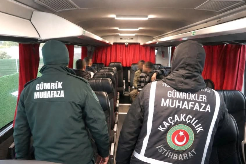 Bindikleri otobüsü şaşırınca… Avrupa yerine İpsala'ya geldiler!