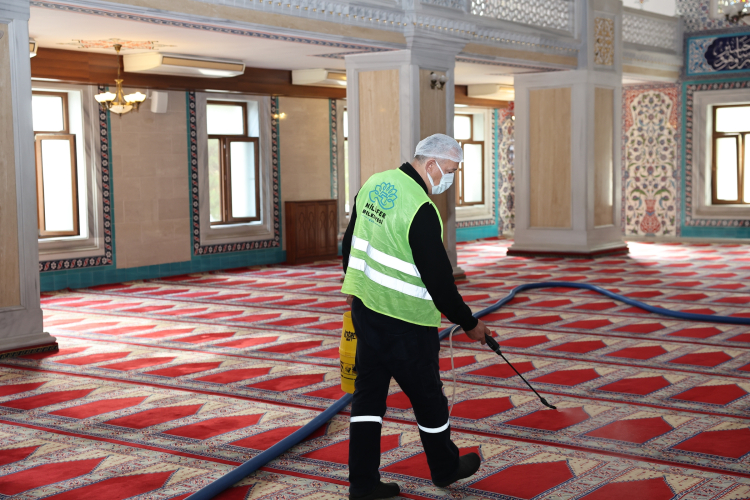 Bursa Nilüfer’in ibadethanelerinde bahar temizliği