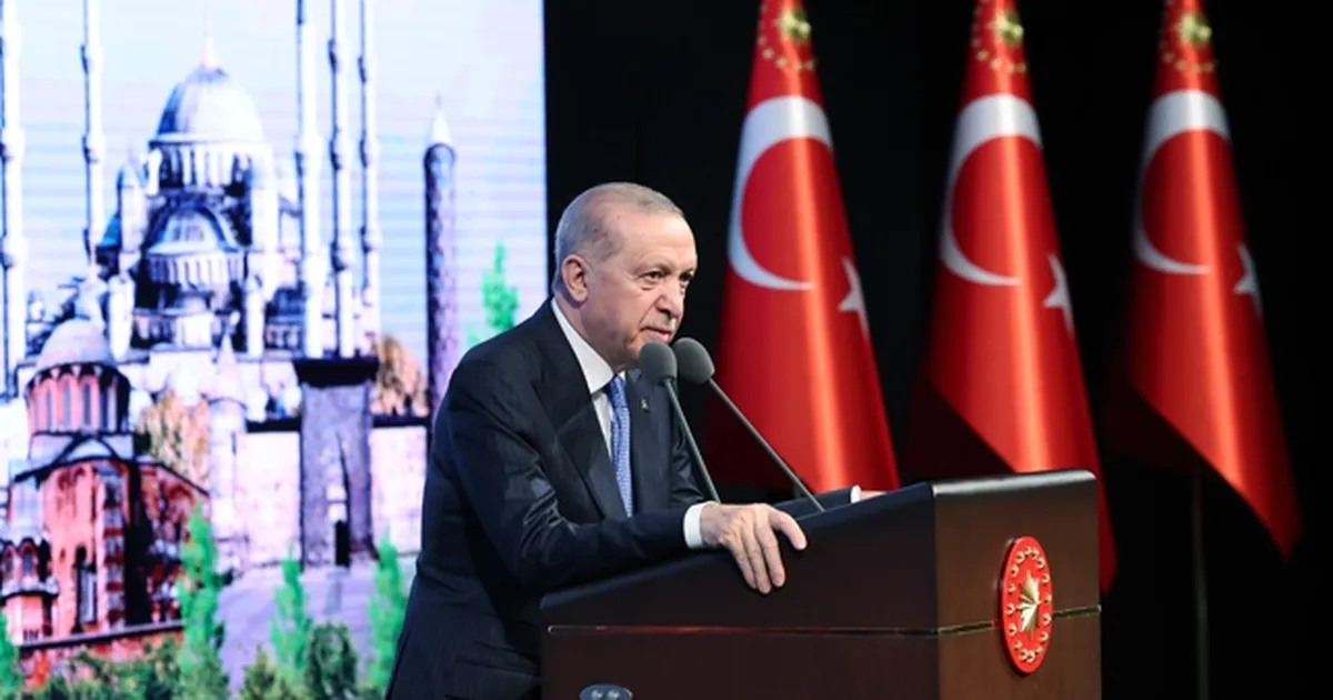 Cumhurbaşkanı Erdoğan: 202 vakıf eserini yeniden ayağa kaldırdık