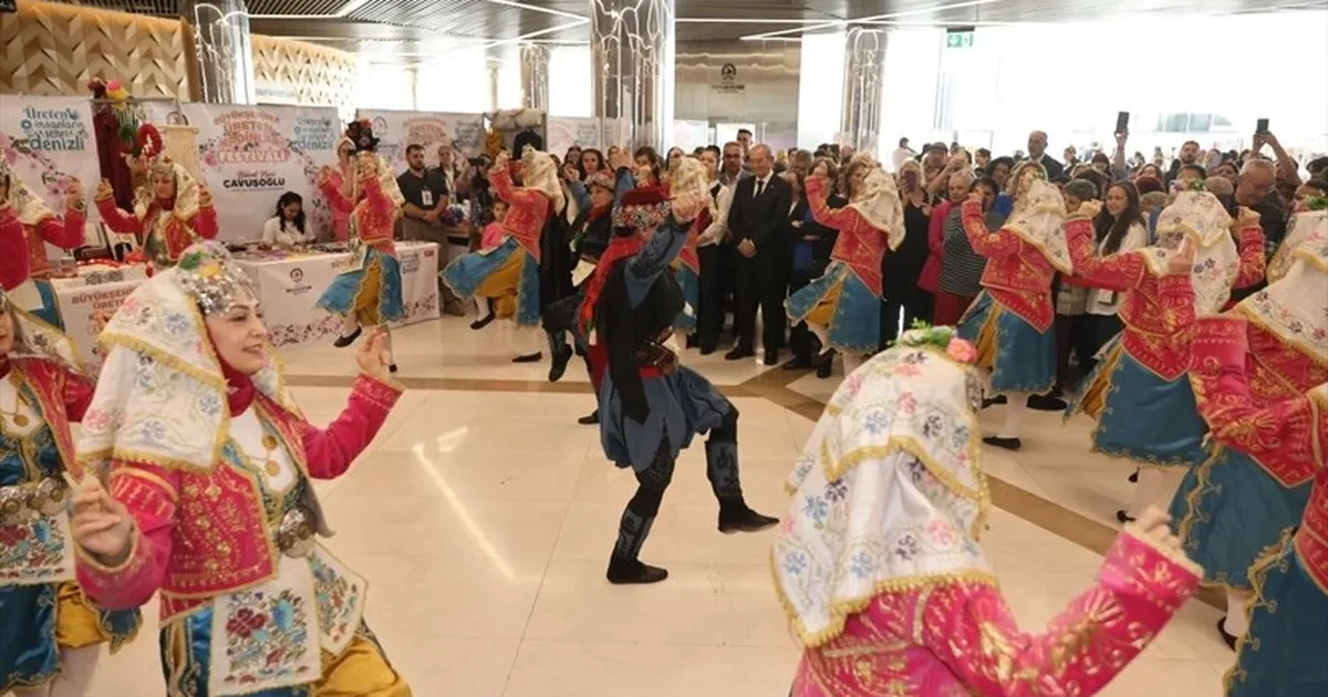 Denizli’de Üreten Kadınlar Festivali coşkuyla başladı