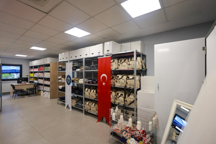 Karabağlar'da Sosyal Market’in 2'ncisi Çalıkuşu’nda