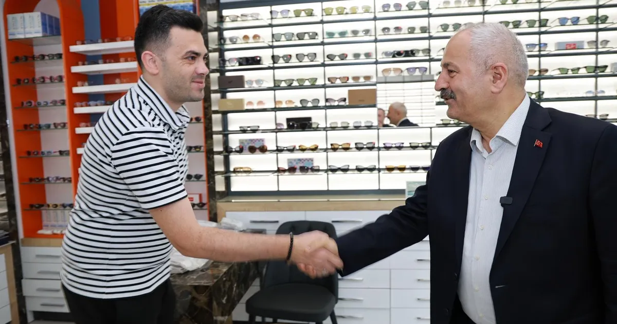 Kocaeli’de Gebze Belediye Başkanı esnafla buluştu