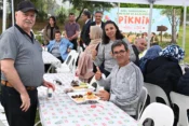 Manisa’da özel bireyler Ortaköy’de piknikte buluştu
