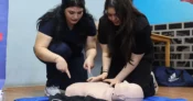Sakarya’da öğrencilere Büyükşehir’den uygulamalı ilkyardım