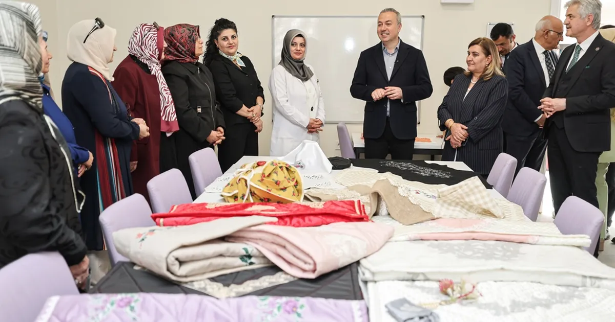 Sivas’ta Yenişehir Hanımlar Kültür Merkezi yeniden hizmete açıldı