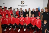Trabzon'da Başkan Genç, şampiyon takımı ağırladı
