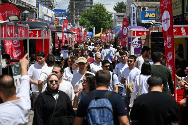 Bornova’da festival sanayiye geldi