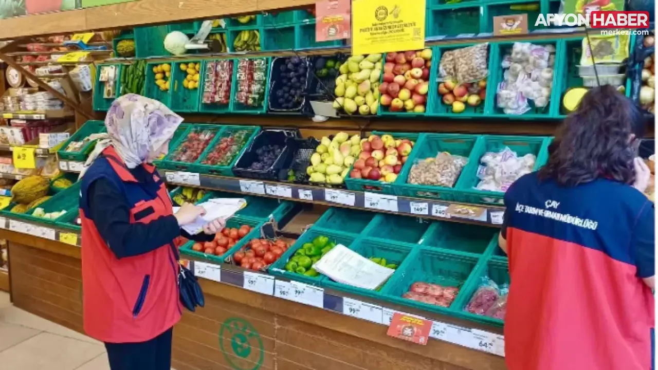 Afyonkarahisar Market Raflarında TÜFİS Denetimi: Fiyatlar Adım Adım İzleniyor