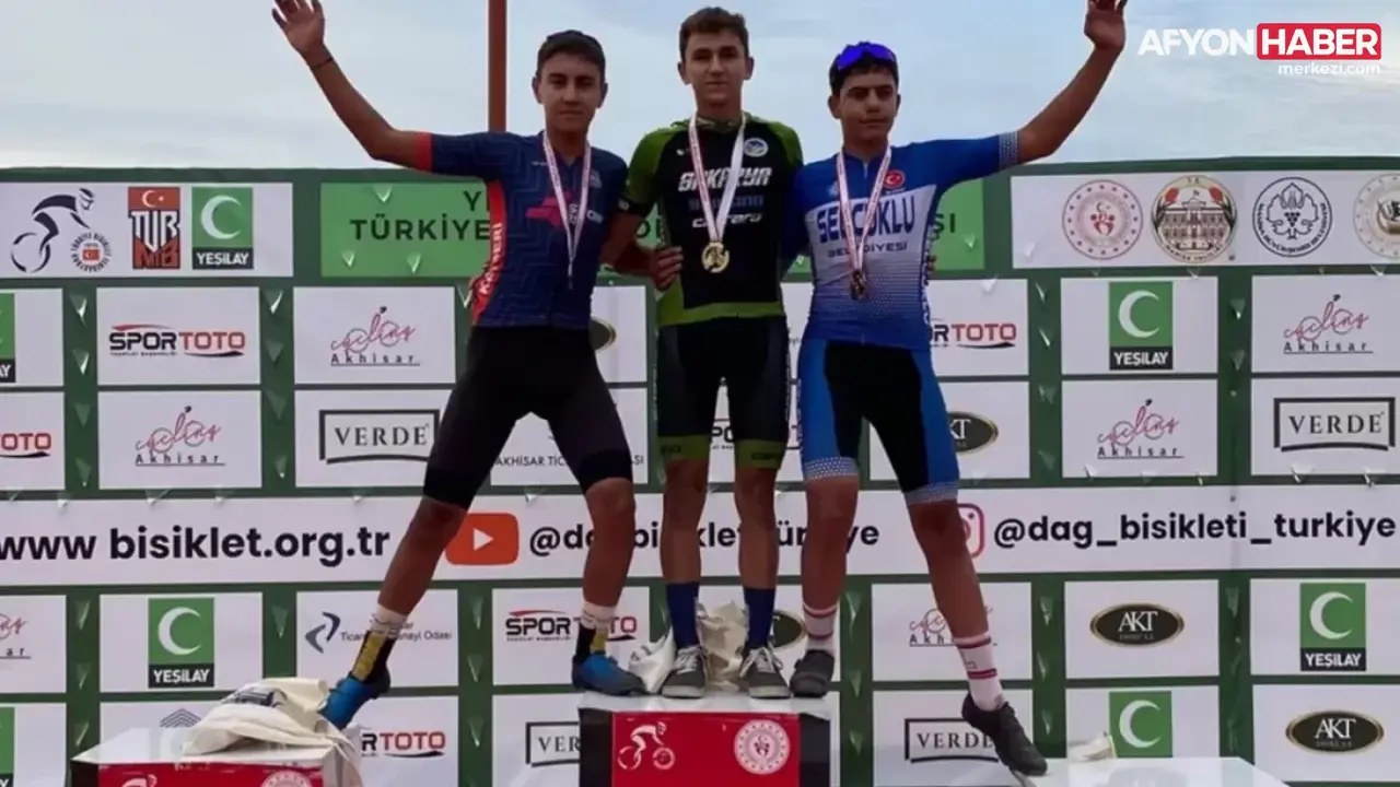 Büyükşehir’in pedalları Türkiye Şampiyonası’nda madalyaları topladı