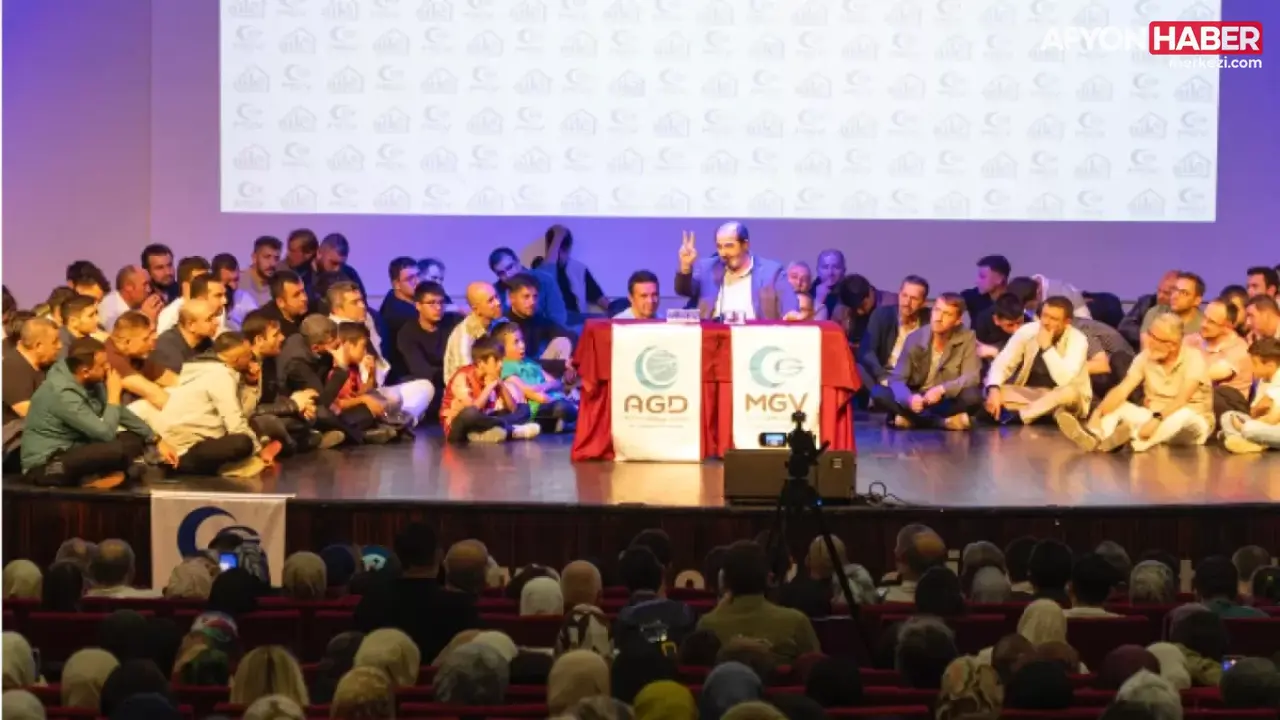 Afyonkarahisar’da Toplumun Kalbi Aile Konferansına Gençlerden Yoğun İlgi