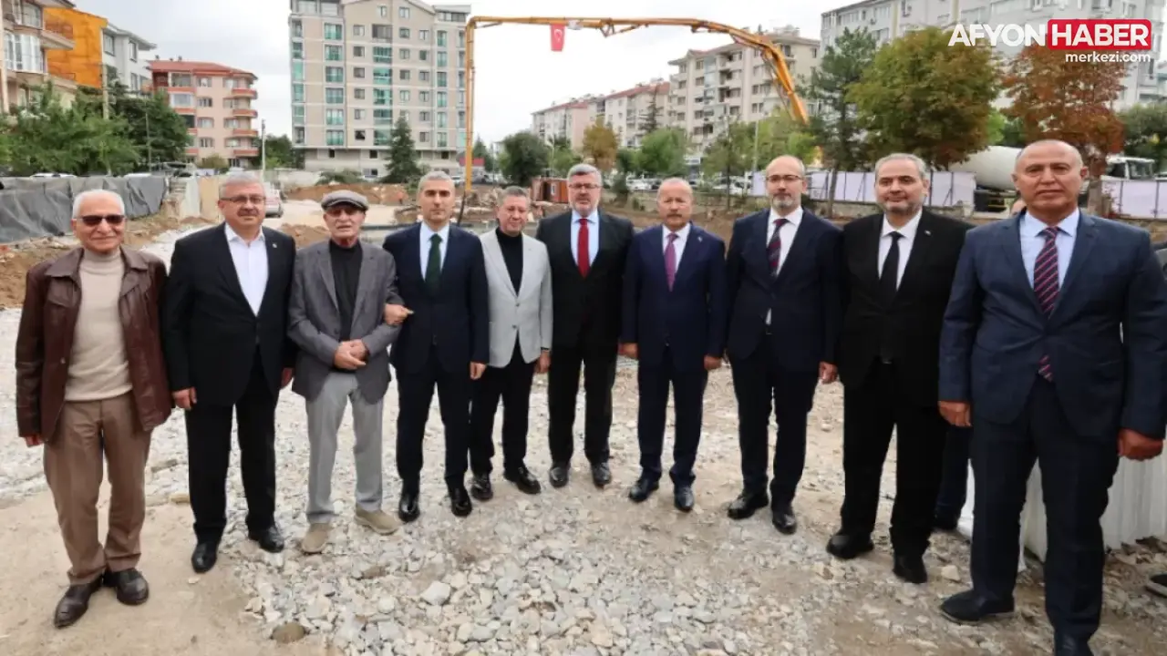Afyonkarahisar Sağlık Altyapısına Dev Yatırım: İsmail Kumartaşlı Semt Polikliniği İçin Protokol İmzalandı