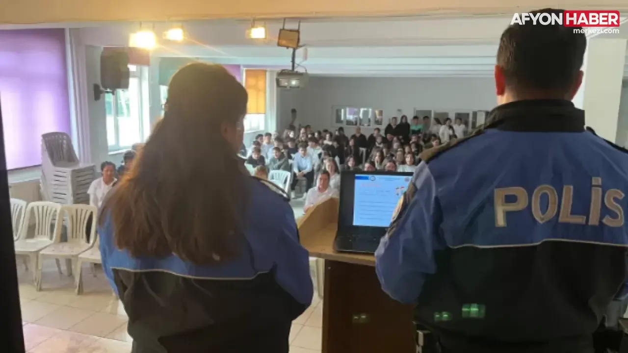 Liselilere Emniyetten Kritik Dijital Güvenlik ve Siber Zorbalık Eğitimi