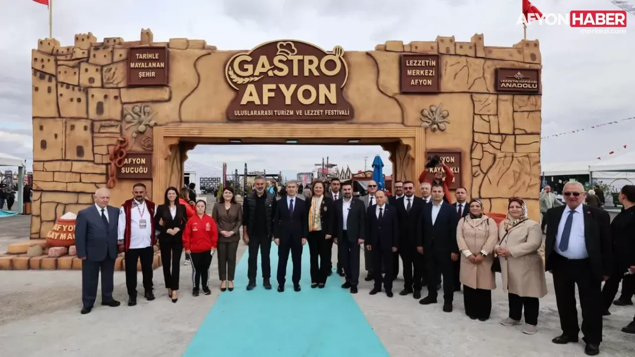 Afyonkarahisar’da 8. Gastro Afyon Festivali Coşkusu: Gastronomi Miras Koridoru Tarihe Işık Tutuyor