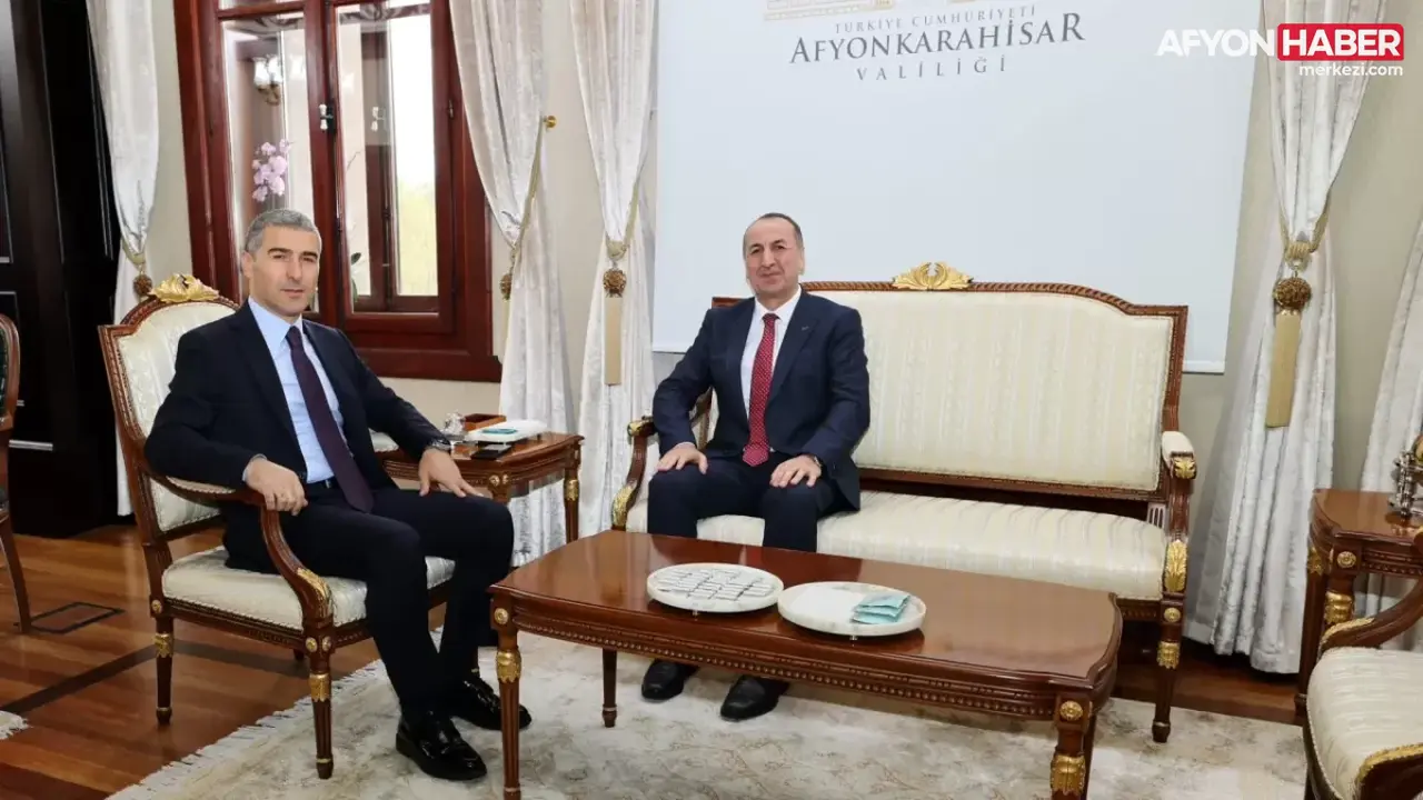 Afyonkarahisar Valisi Dr. Naci Aktaş Uşak İl Milli Eğitim Müdürü Halil Yücel’i Makamında Ağırladı